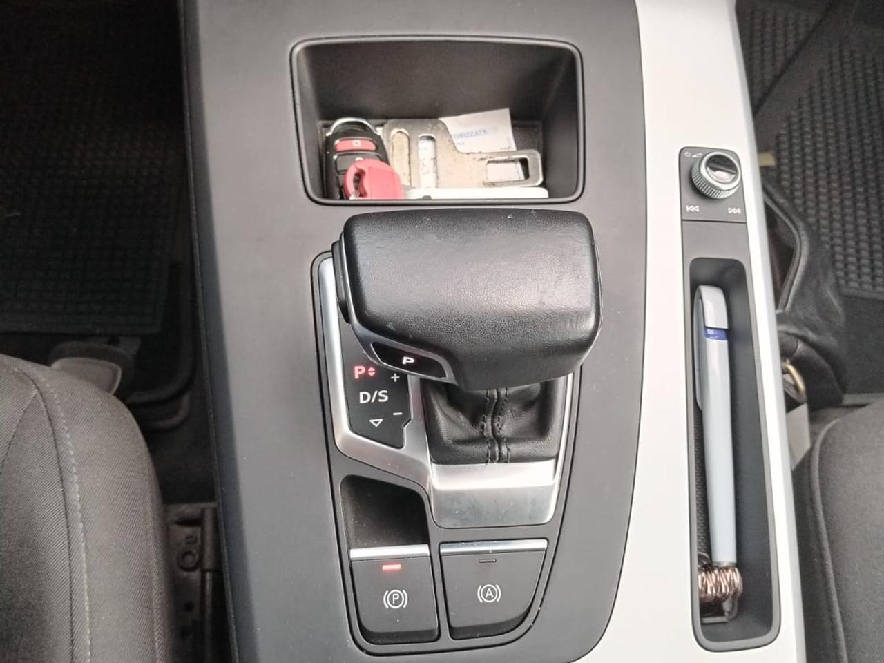 Audi Q5 Business Advanced 2.0 35 TDI MHEV #5442