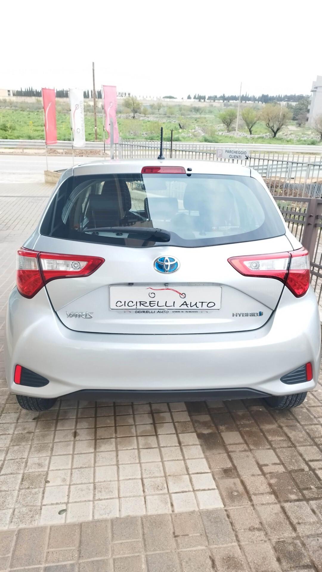 Toyota Yaris 1.5 Hybrid 5 porte Active