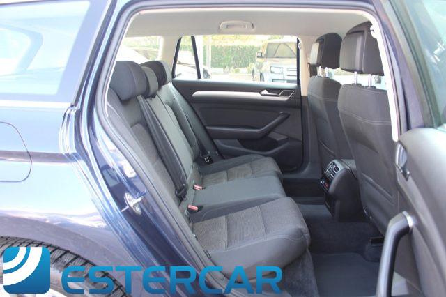 VOLKSWAGEN Passat Variant 1.6 TDI DSG Comfortline