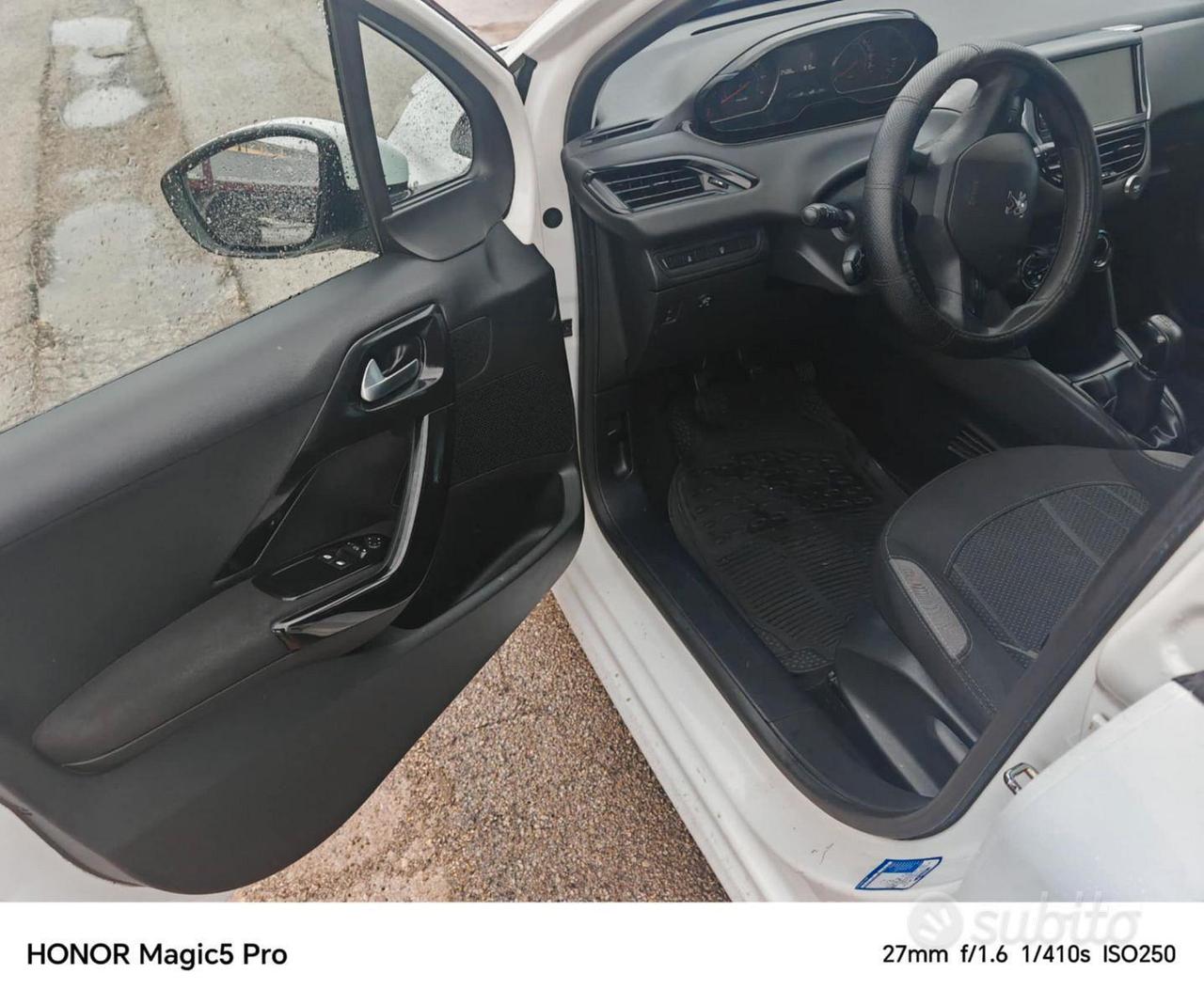 Peugeot 208 1.4 vti