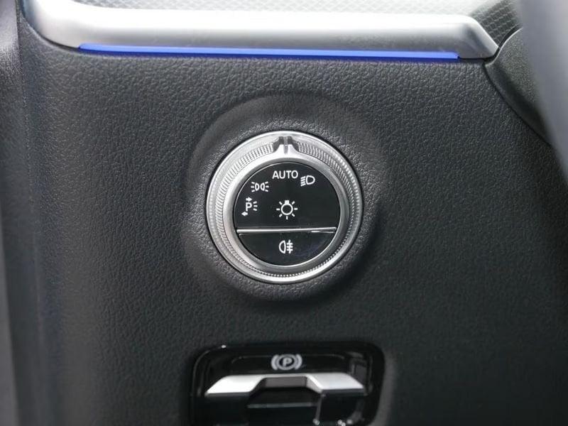 Mercedes-Benz Classe C C180 T AMG Camera Led 18" Mbux