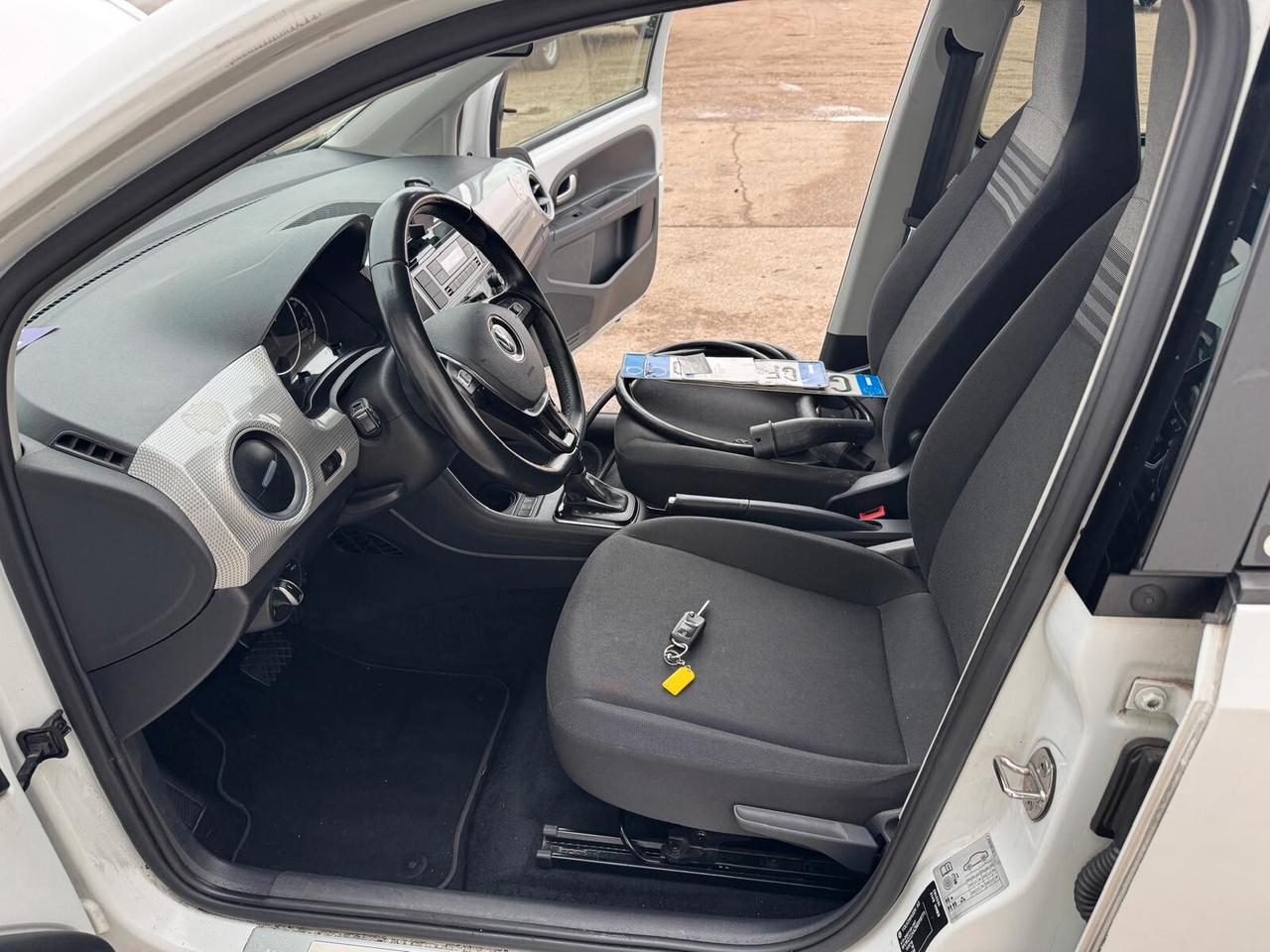 Volkswagen e-up! 5p FULL ELECTRIC INCIDENTATA