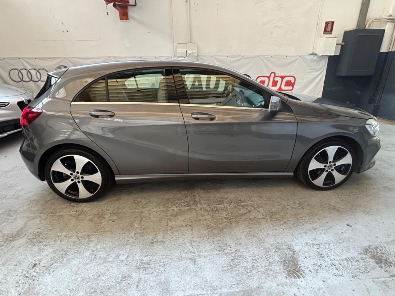 Mercedes-benz A 180 d Automatic Premium