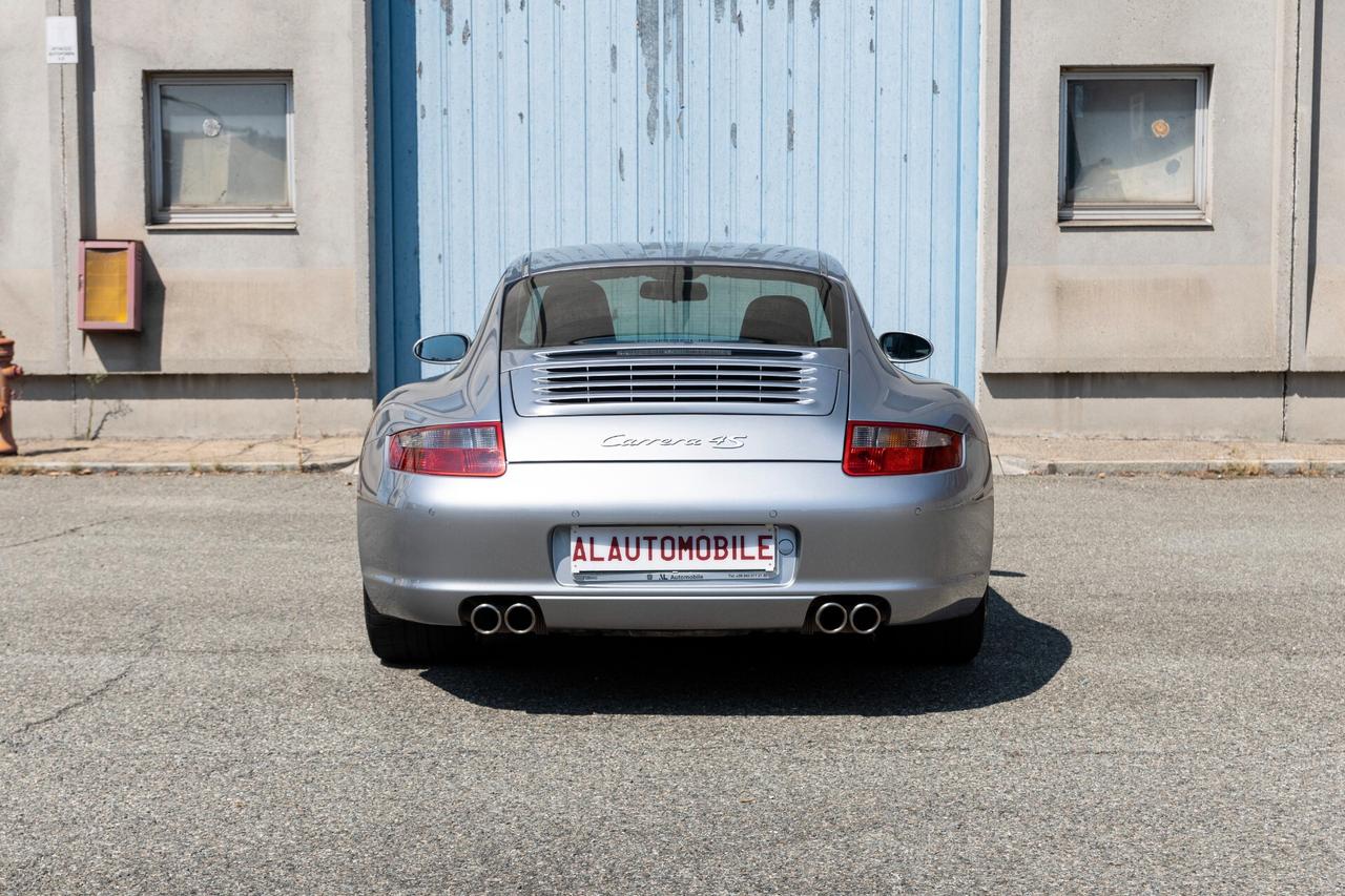 Porsche 911 Carrera 4S Coupé