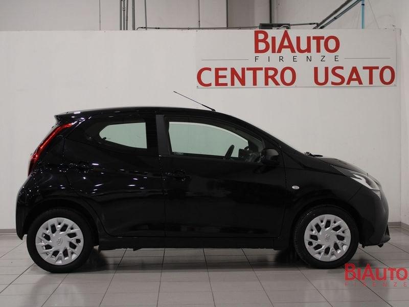 Toyota Aygo Aygo 5p 1.0 x-play 72cv