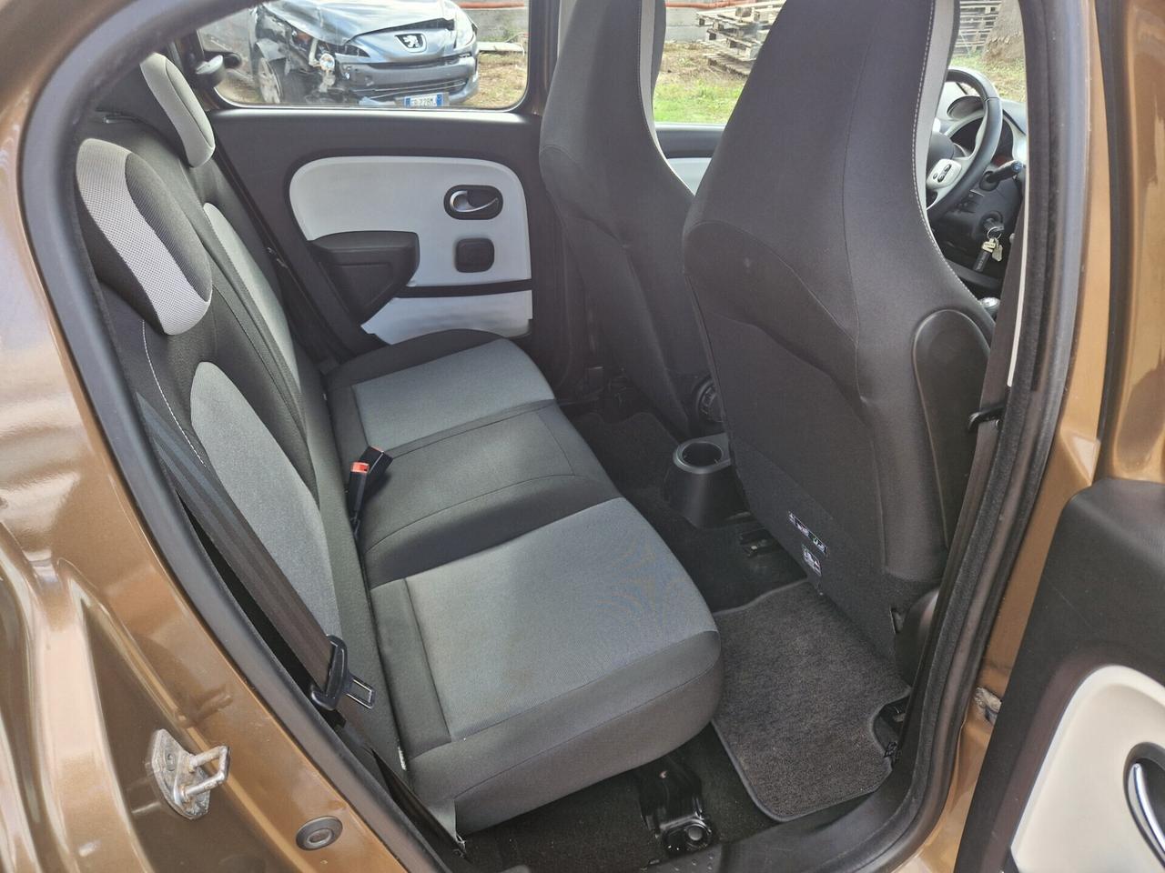 Renault Twingo 1.0 SCe Live - 2015