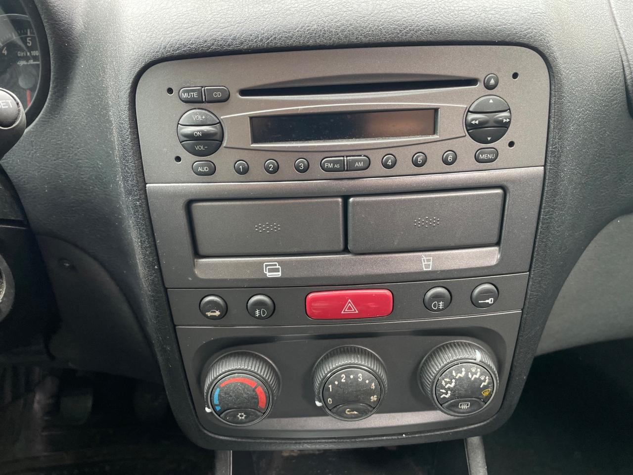 Alfa Romeo 147 1.6 16V 5p/1PROP/GARANZIA 12 MESI