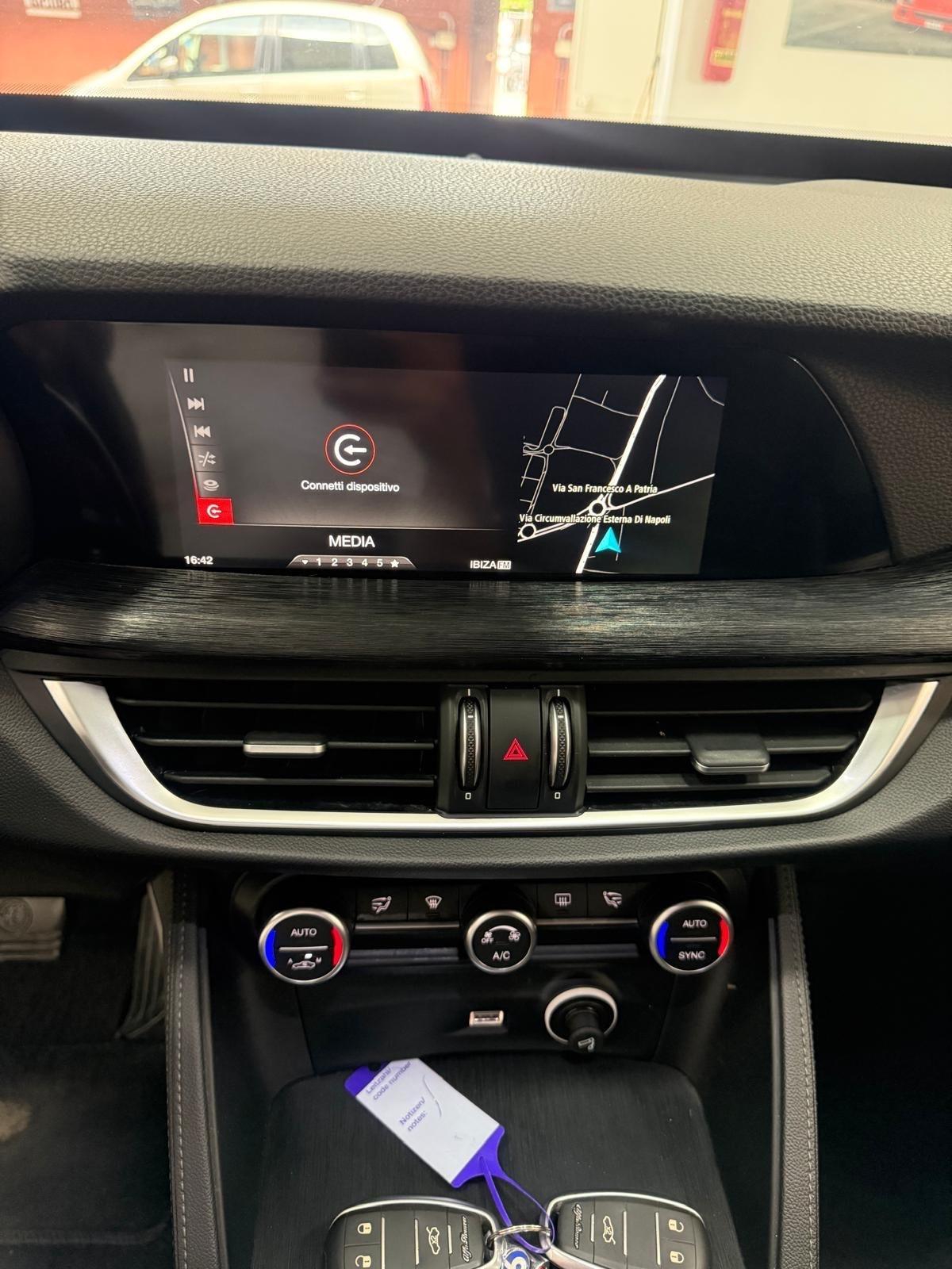 Alfa Romeo Stelvio 2.2 Turbodiesel 210 CV AT8 Q4 Business