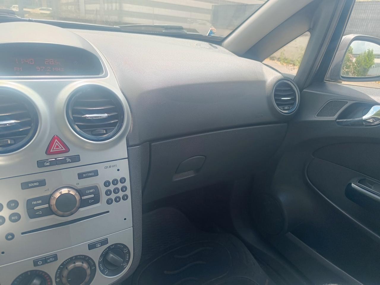 Opel Corsa 1.2 3 porte del 09 SOLO 119.000 KM