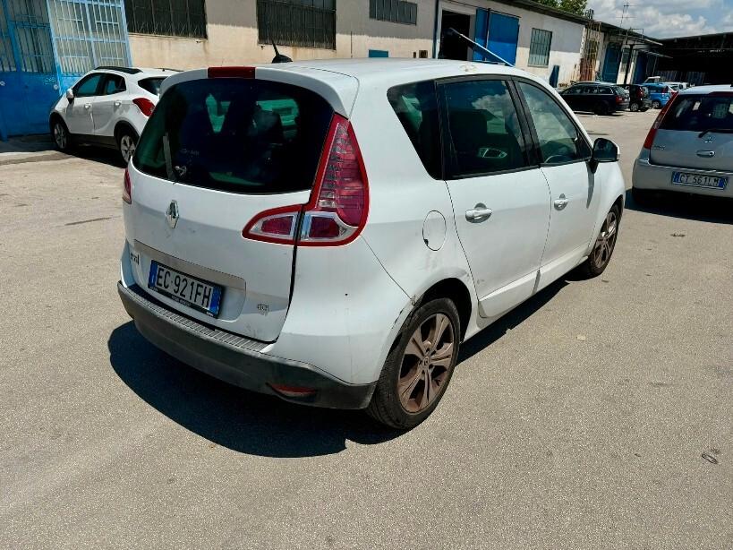 Renault Scenic Scénic X-Mod 1.5 dCi 110CV Luxe