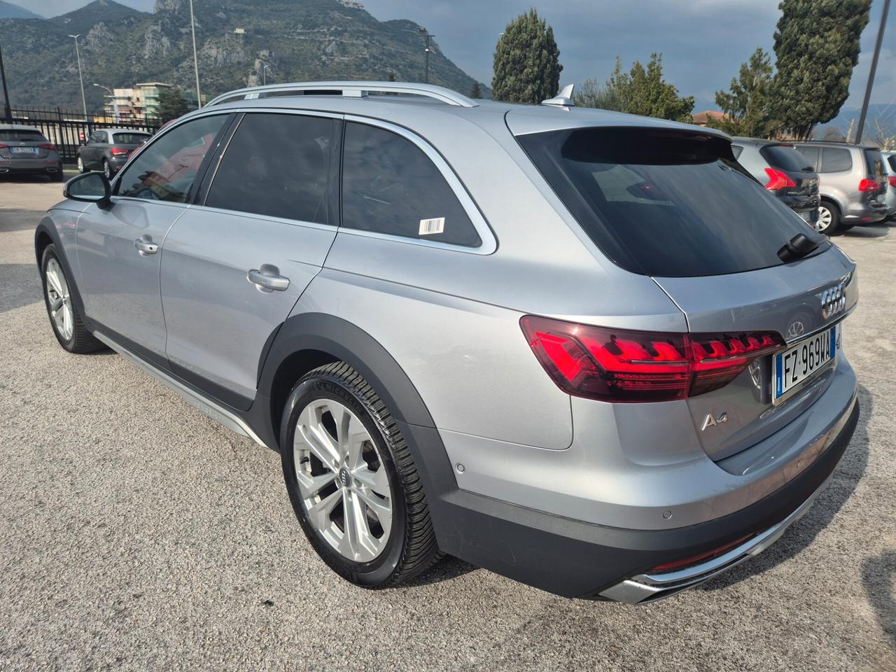 Audi A4 allroad 45 TDI tiptronic Business Evolution