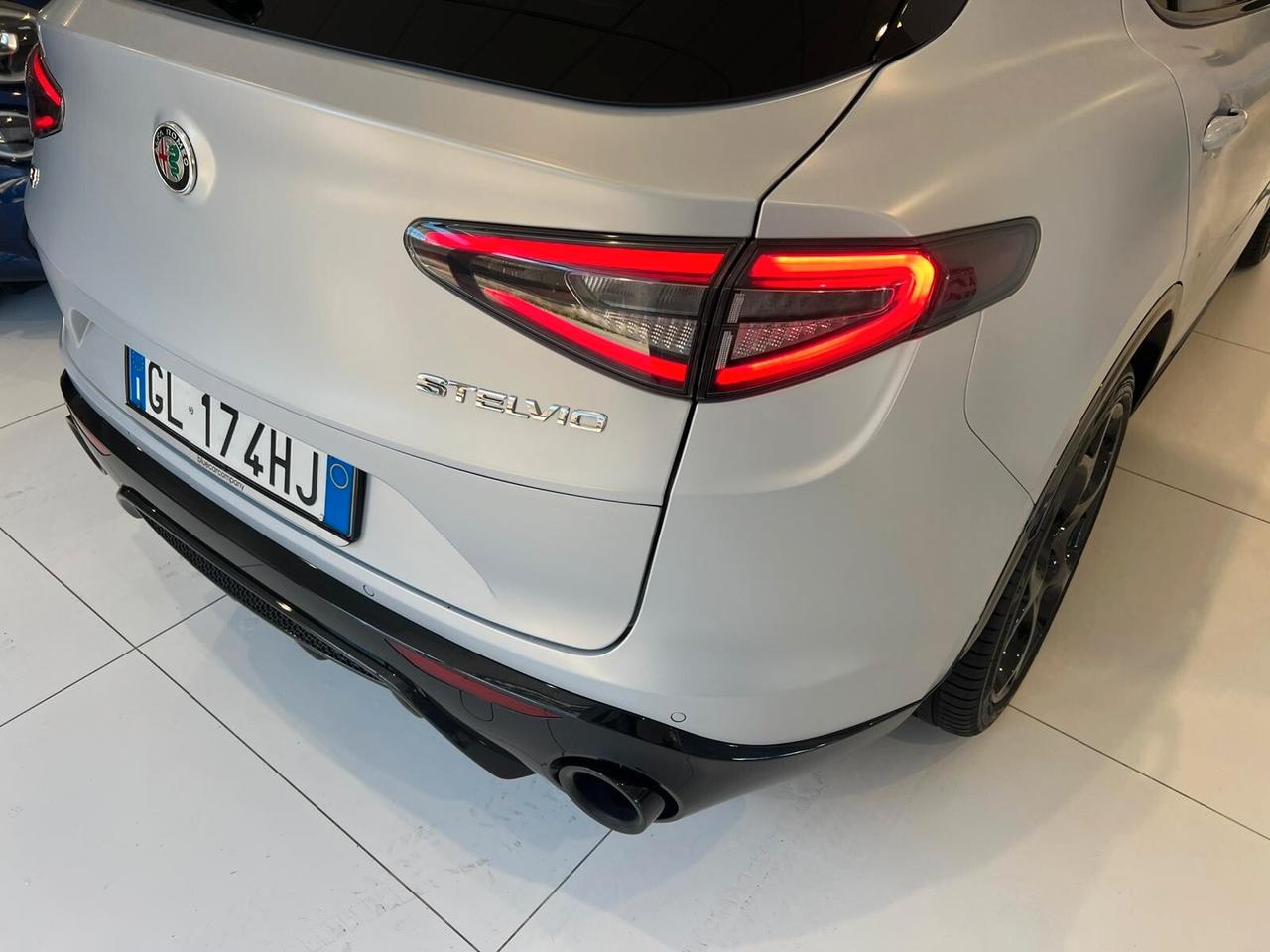 Alfa Romeo Stelvio 2.2 Turbodiesel 210 CV AT8 Q4 Competizione