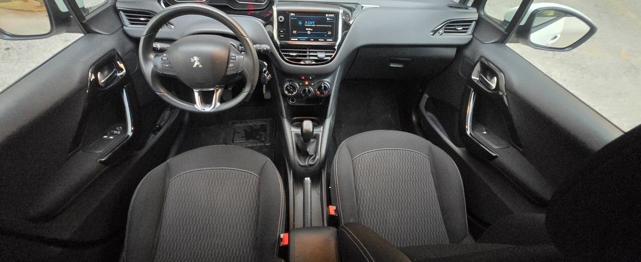 Peugeot 208 PureTech 82 5p. GPL Active