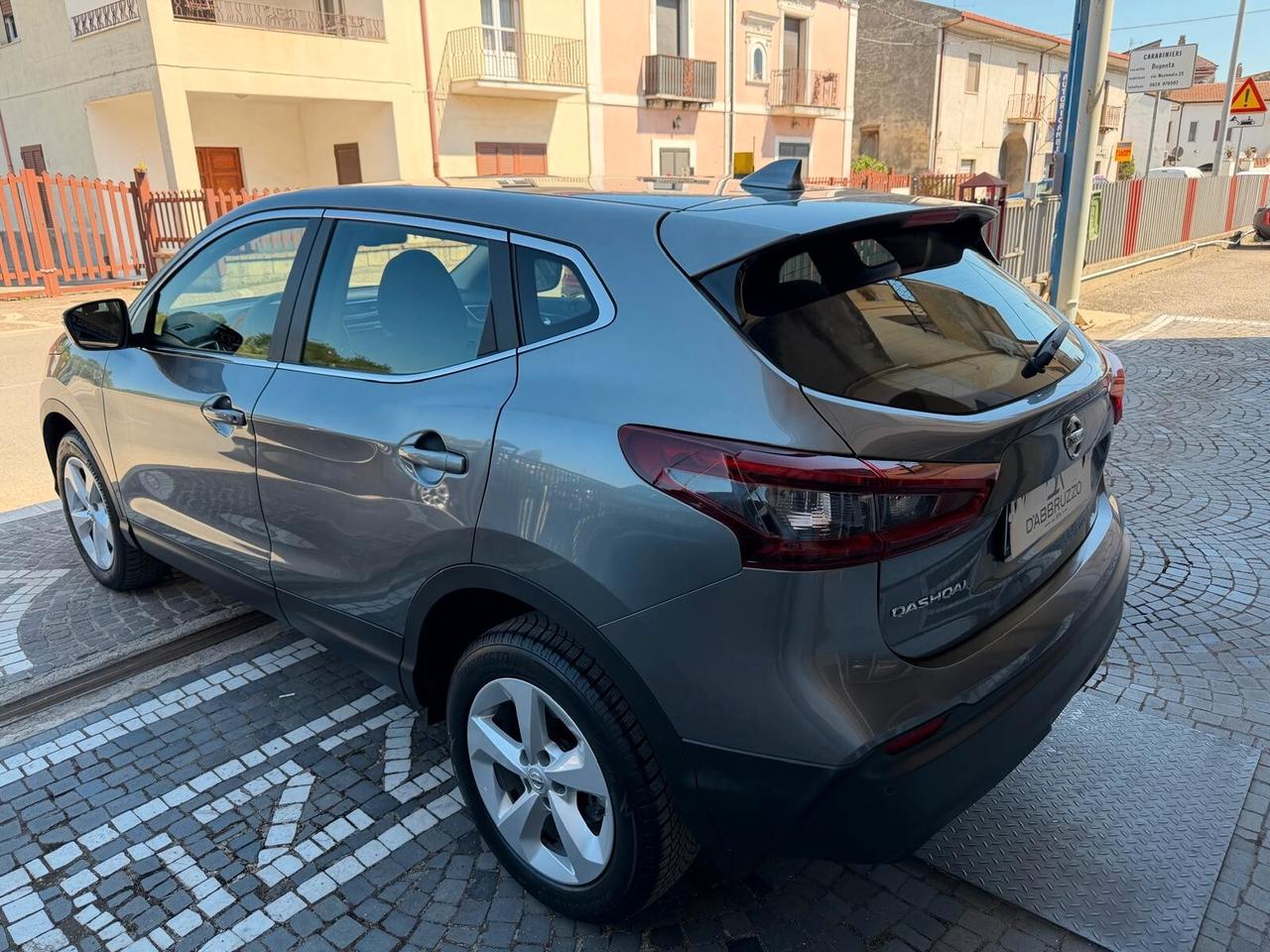 Nissan Qashqai 1.5 dCi 115 CV CAMBIO AUTOMATICO
