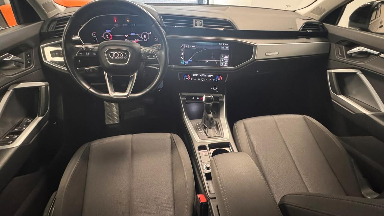 Audi Q3 35 TDI S tronic Business