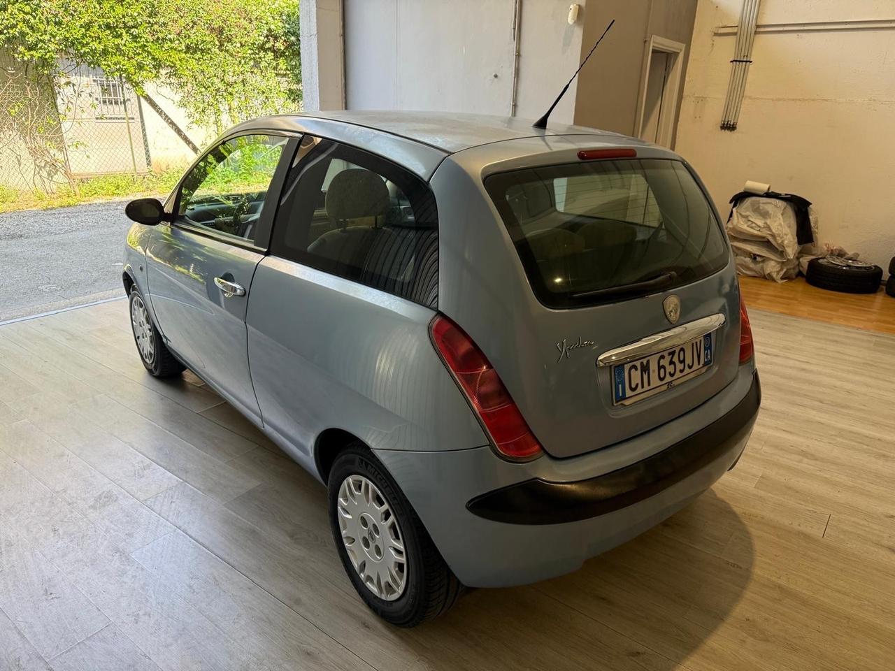 Lancia Ypsilon 1.2 benzina