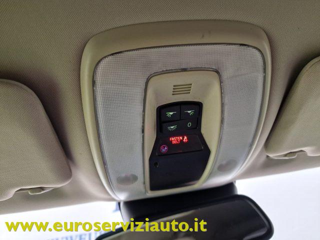 VOLVO V60 T3 Powershift Kinetic