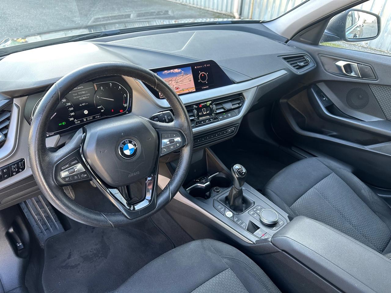 Bmw 116 d 5p. Advantage SPORT