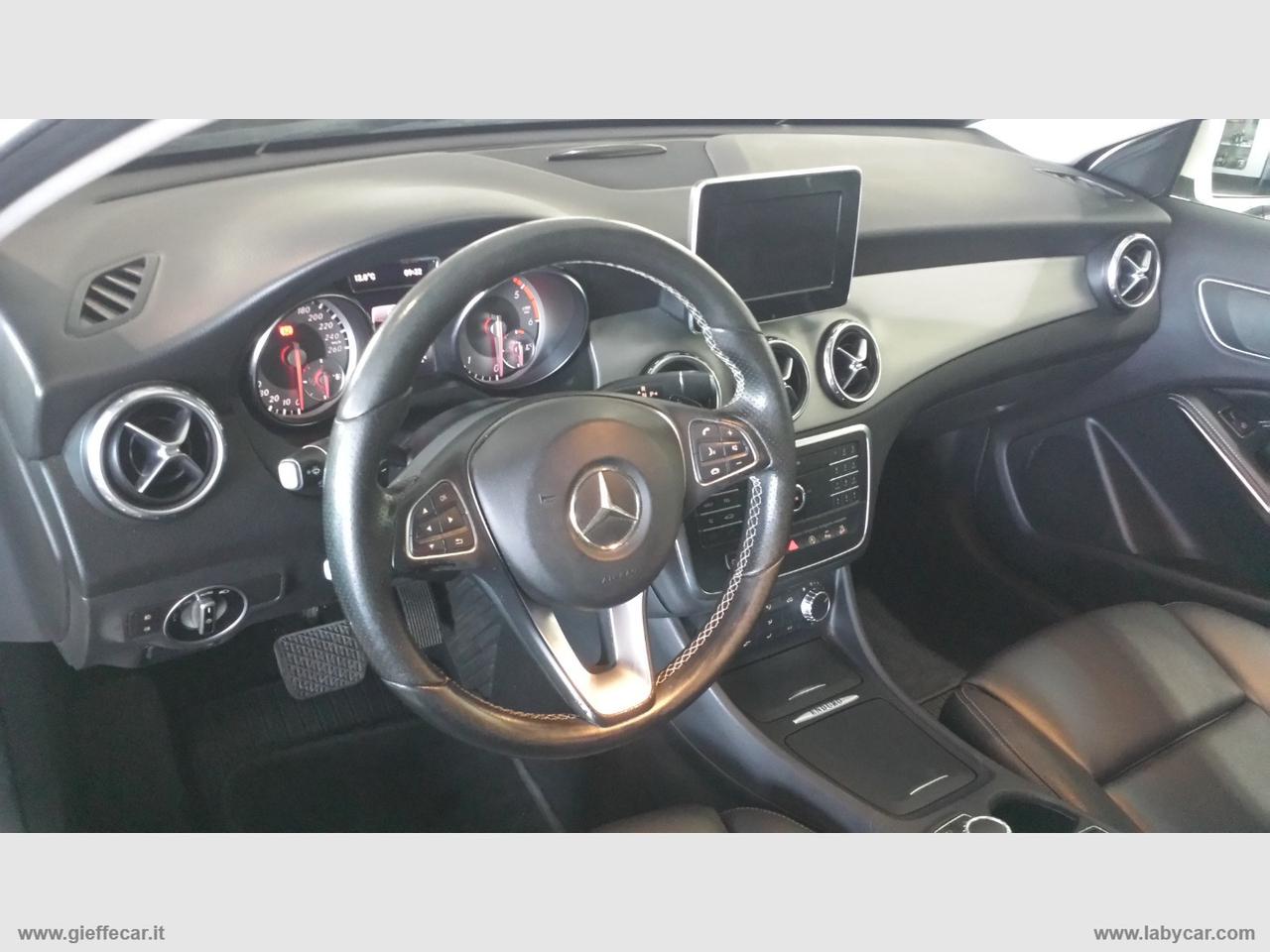 MERCEDES-BENZ GLA 200 d Automatic 4Matic Enduro
