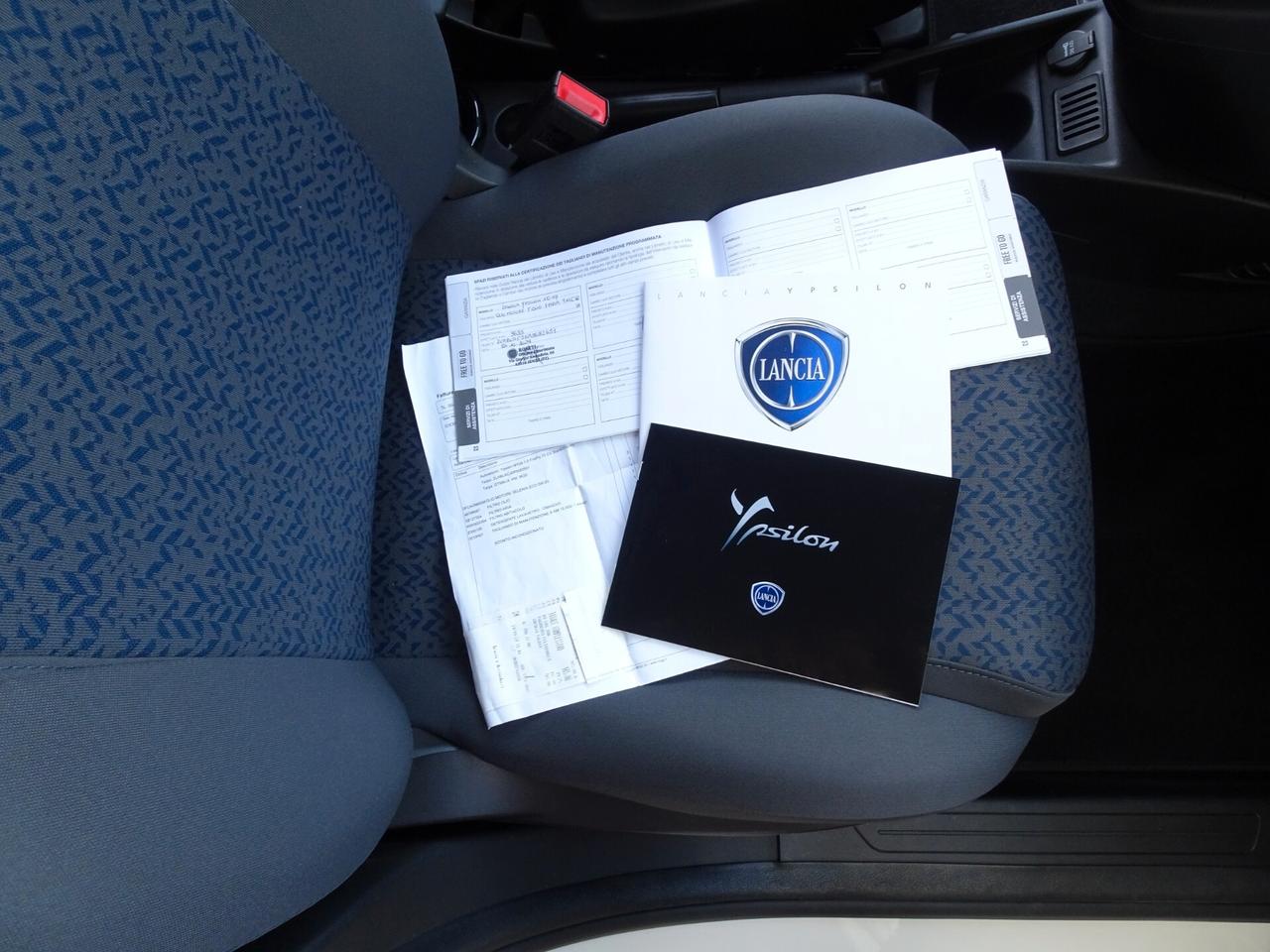 Lancia YPSILON 1.0 Hybrid ORO 70CV *COME NUOVA*
