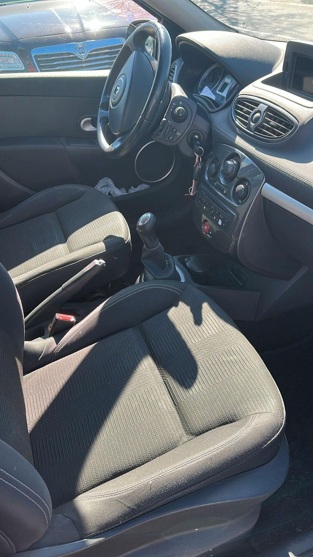 Renault Clio 1.2 16V 5 porte Live!