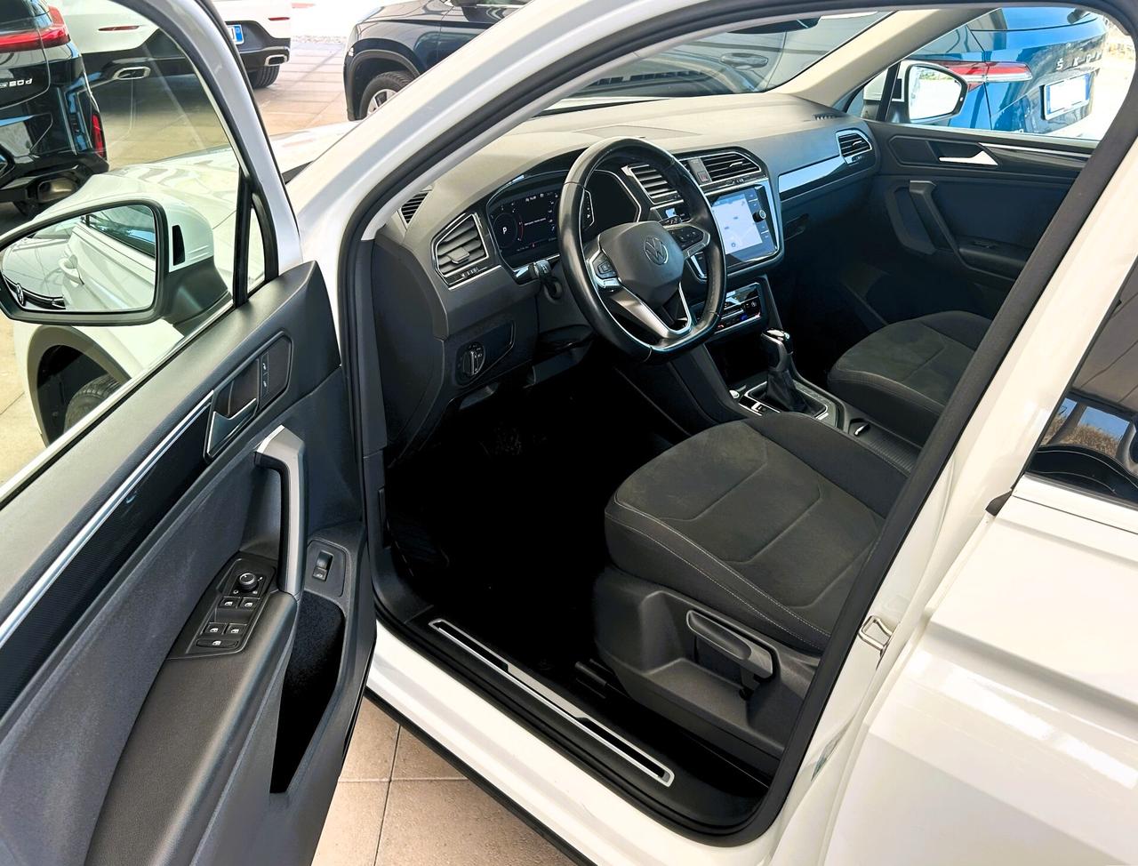 Volkswagen Tiguan 2.0 TDI SCR DSG 4MOTION Advanced BMT