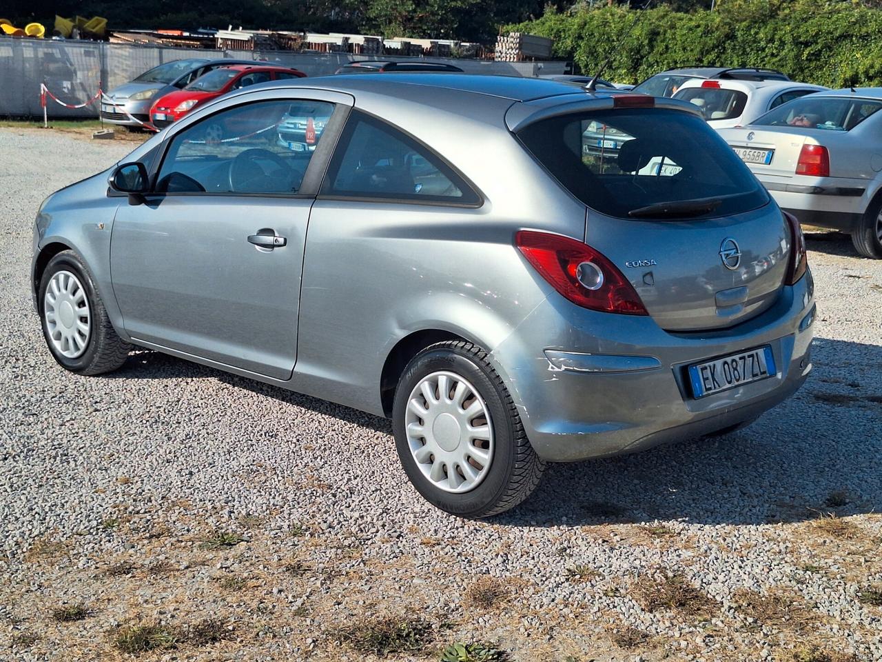 Opel Corsa 2013 1.2 85CV 3 porte GPL €5 24/25€ FA 450KM OCCASIONE