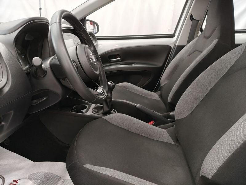 Toyota Aygo X Aygo X 1.0 VVT-i 72 CV 5 porte Active