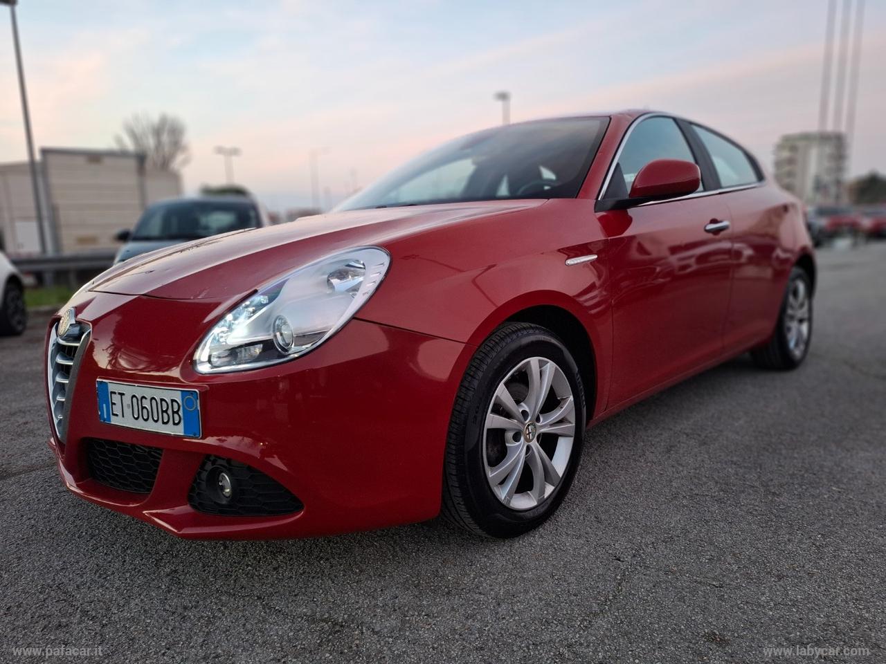 ALFA ROMEO Giulietta 1.6 JTDm-2 105 CV Distinctive