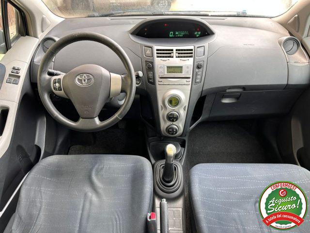 TOYOTA Yaris 1.3 5 porte Sol