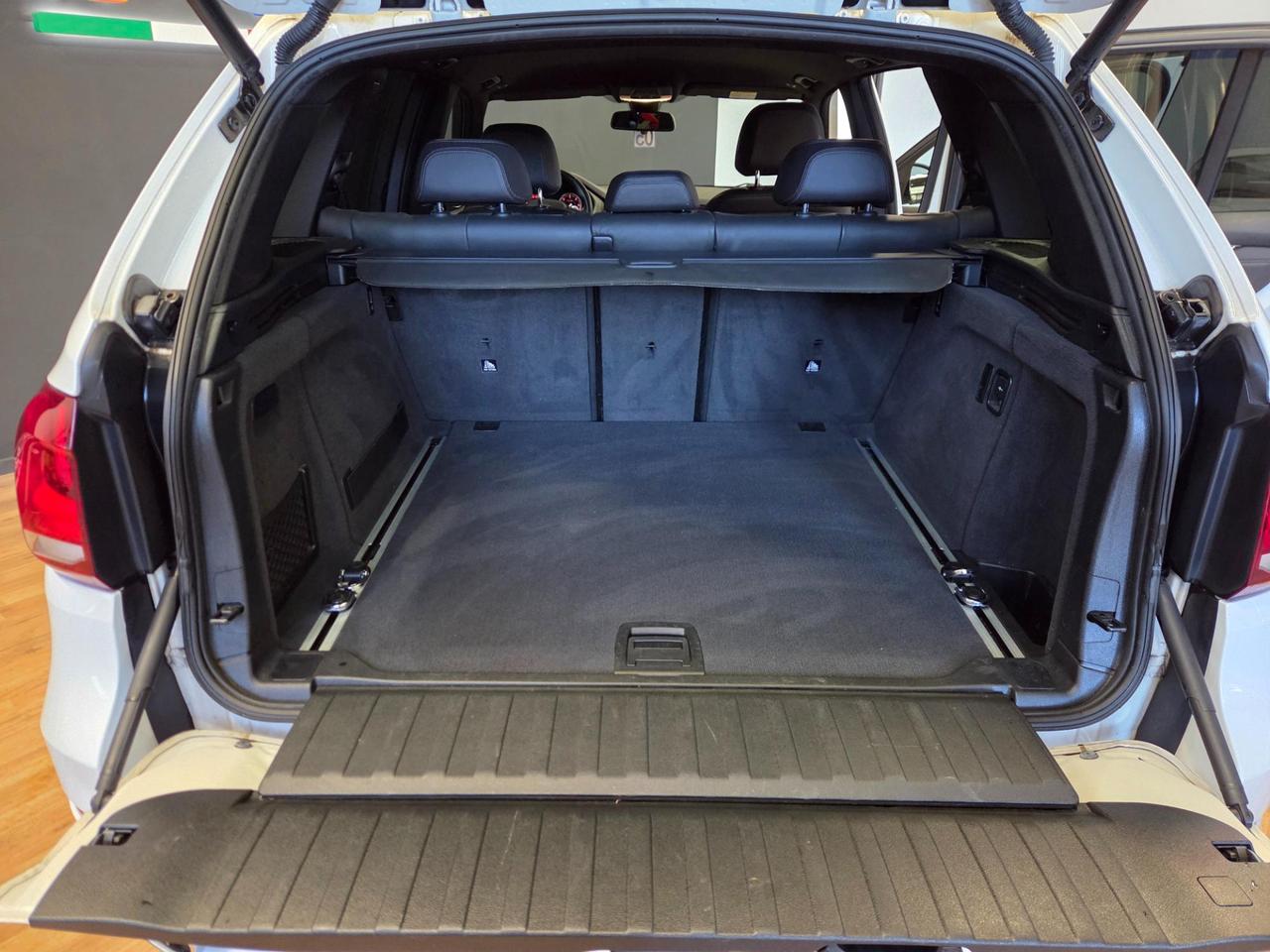 BMW X5 xdrive30d M-SPORT Luxury 249cv auto