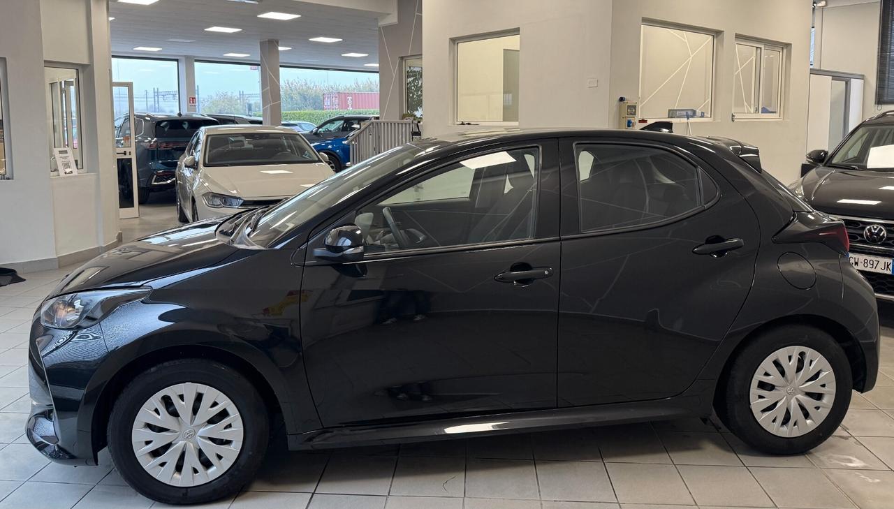 Toyota Yaris 1.5H Active // IBRIDA // BusinessPack // ITALIANA