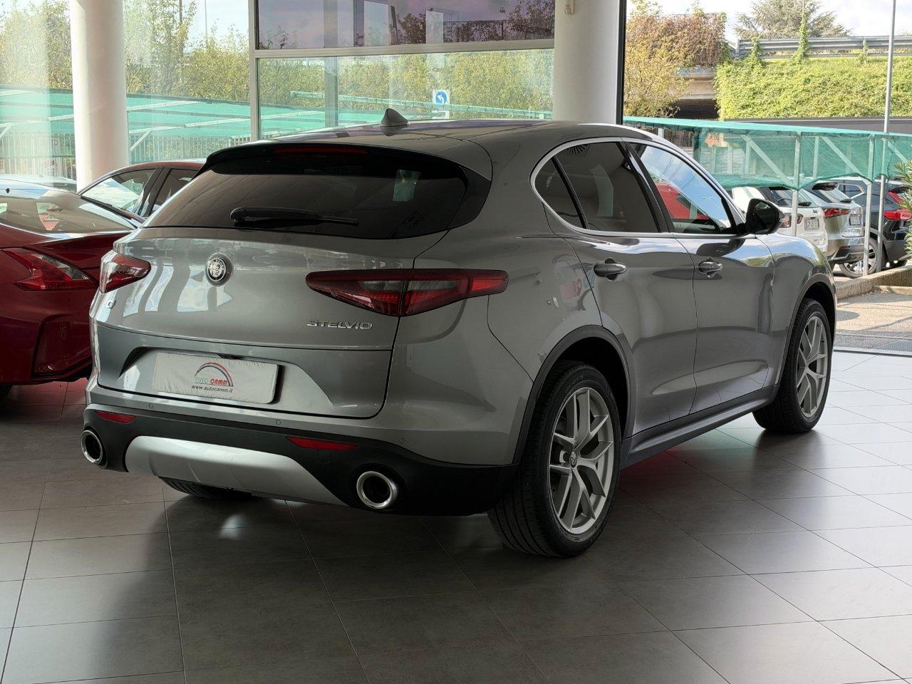 Alfa Romeo Stelvio 2.0 t 200cv AT8 Q4 SUPER