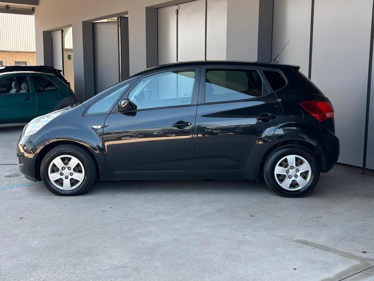 Kia Venga 1.4 CRDi 90CV Cool