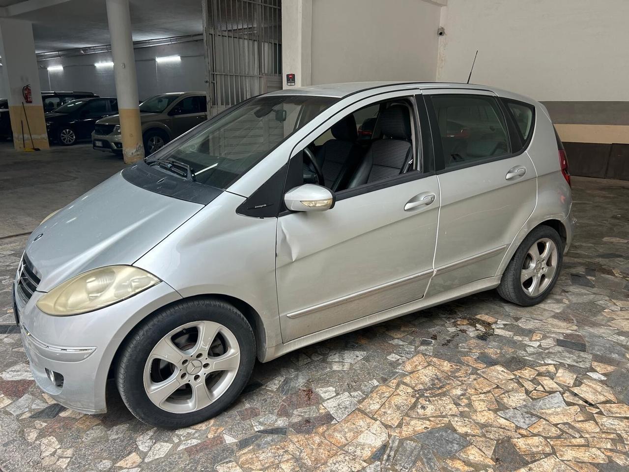 Mercedes-benz A 180 2.0Diesel(PRIVATO)-2004