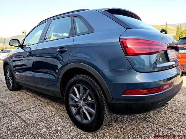 AUDI Q3 2.0 TDI 150 CV Business