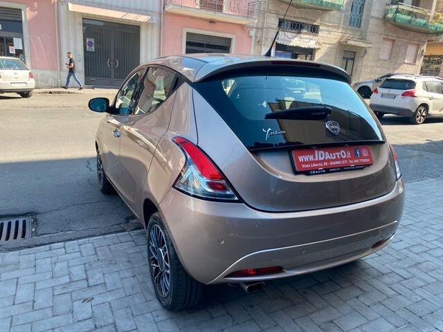 Lancia Ypsilon 1.2 69 CV 5 porte Gold