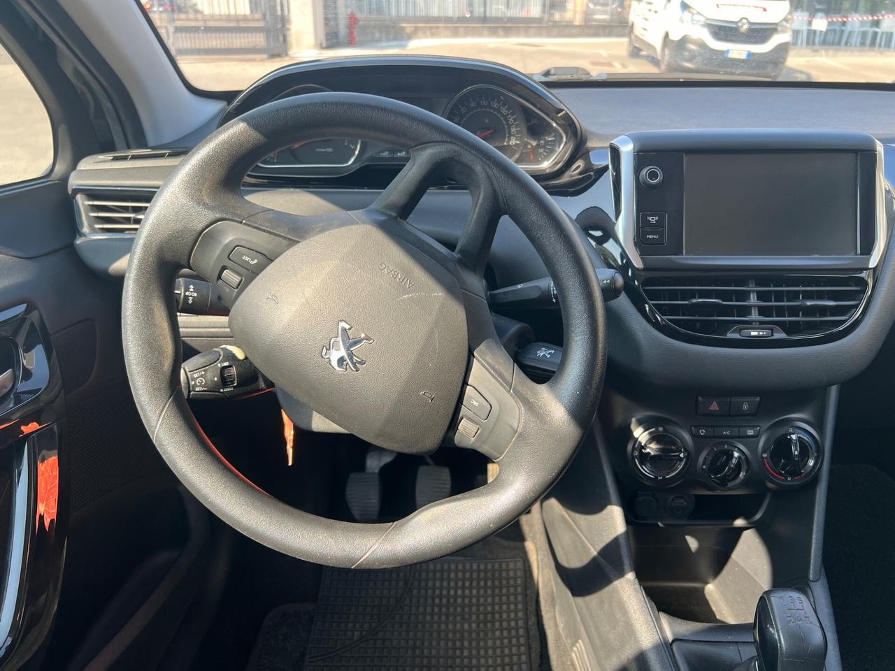 Peugeot 208 1.2 VTi 82 CV 5 porte Access