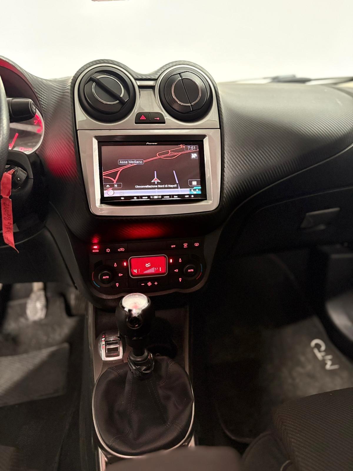 Alfa Romeo MiTo Distinctive