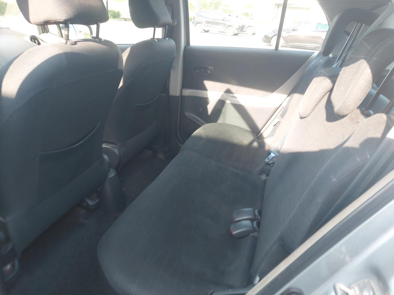 Toyota Yaris 1.0 5 porte clima ecc bassi consumi