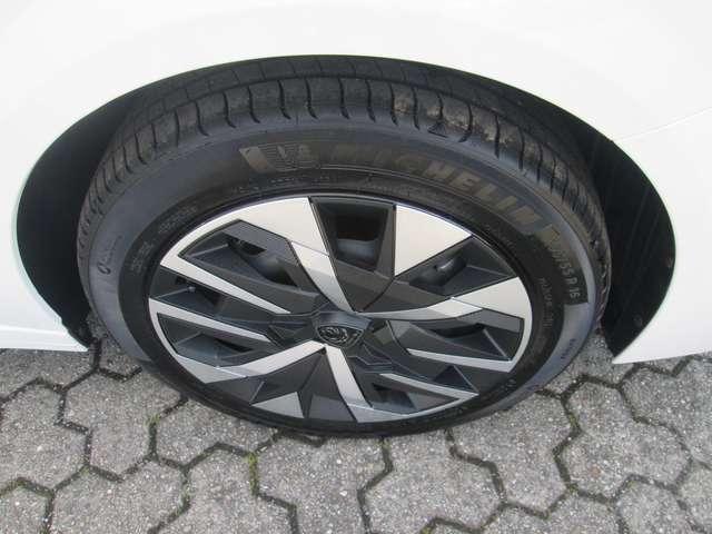 Peugeot 208 1.2 puretech Style 100cv KM0 PREZZO REALE