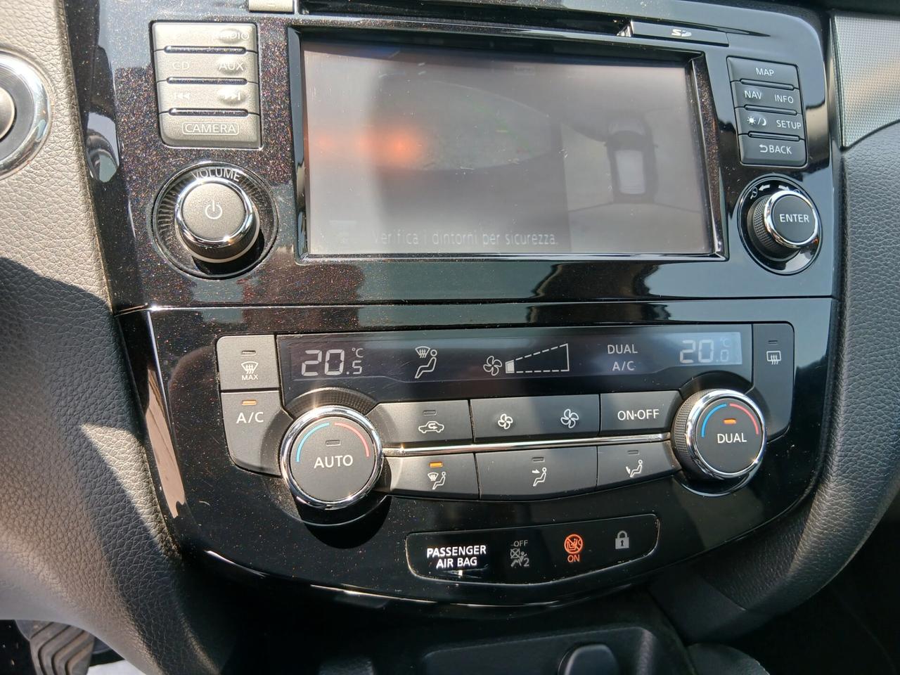 Nissan Qashqai 1.5 dCi N-Connecta