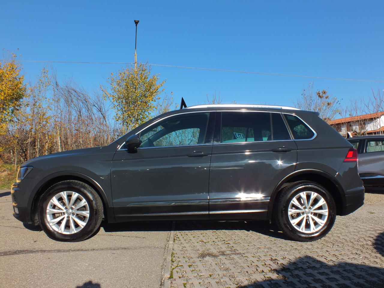 VW TIGUAN 1.6 TDI BUSINESS-NAVI-UNIPROPRIETARIO-