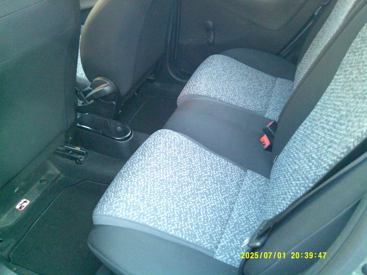 Lancia Ypsilon 1.0 FireFly 5 porte S&S Hybrid Silver