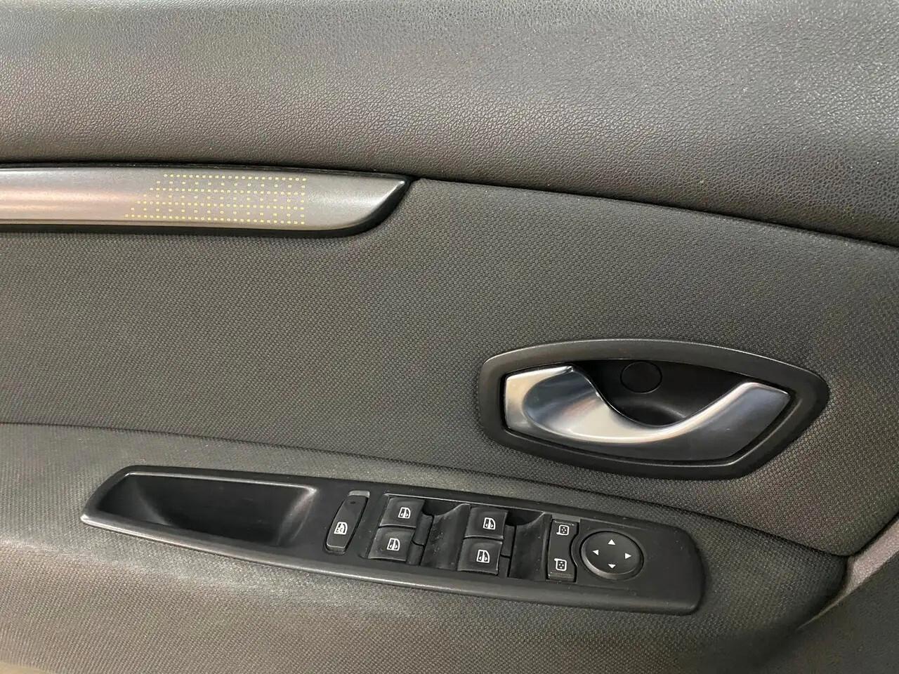Renault Scenic Scénic 1.5 dCi 110CV Dynamique