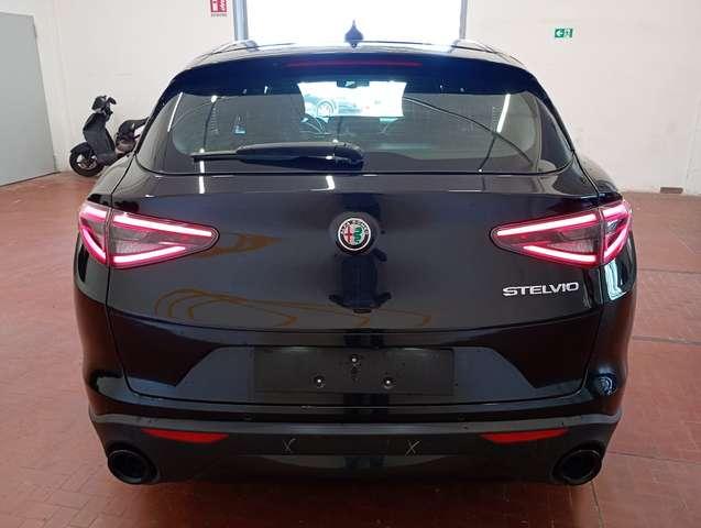 Alfa Romeo Stelvio 2.2d 160cv Sprint Navi+Palette al Vol.+Camera