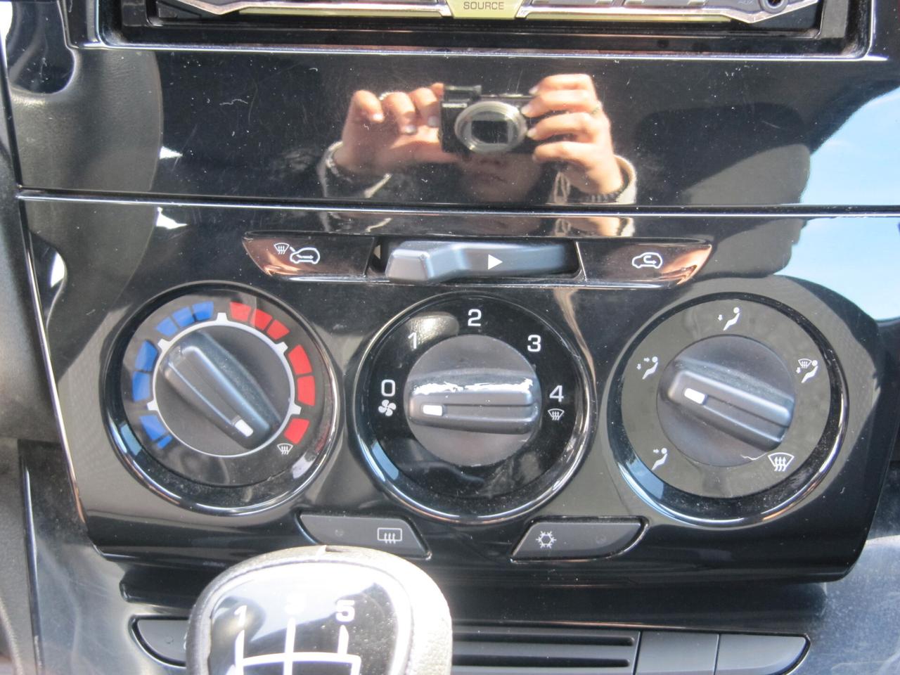 Lancia Ypsilon 1.2 69 CV 5 porte GPL Ecochic Silver