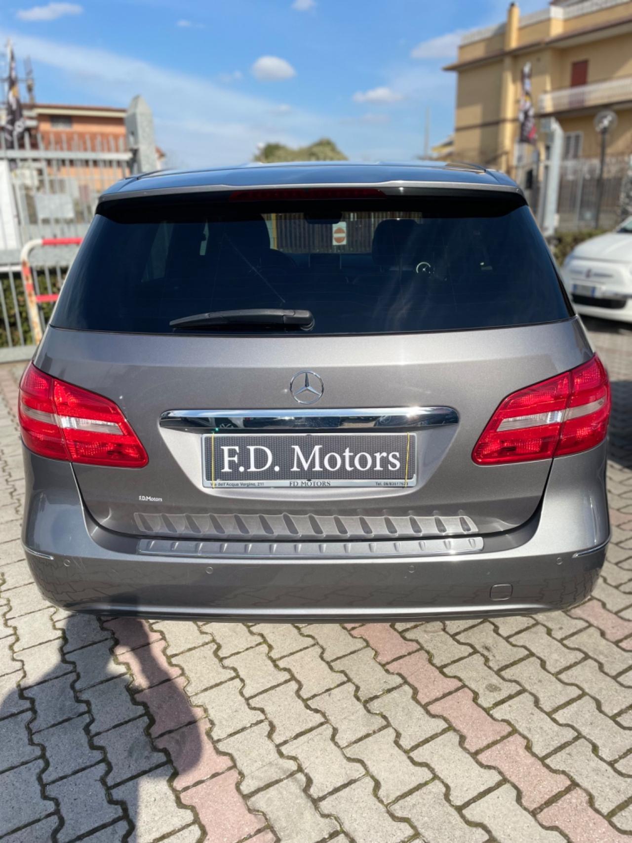 Mercedes-benz B 180 B 180 d Automatic Executive