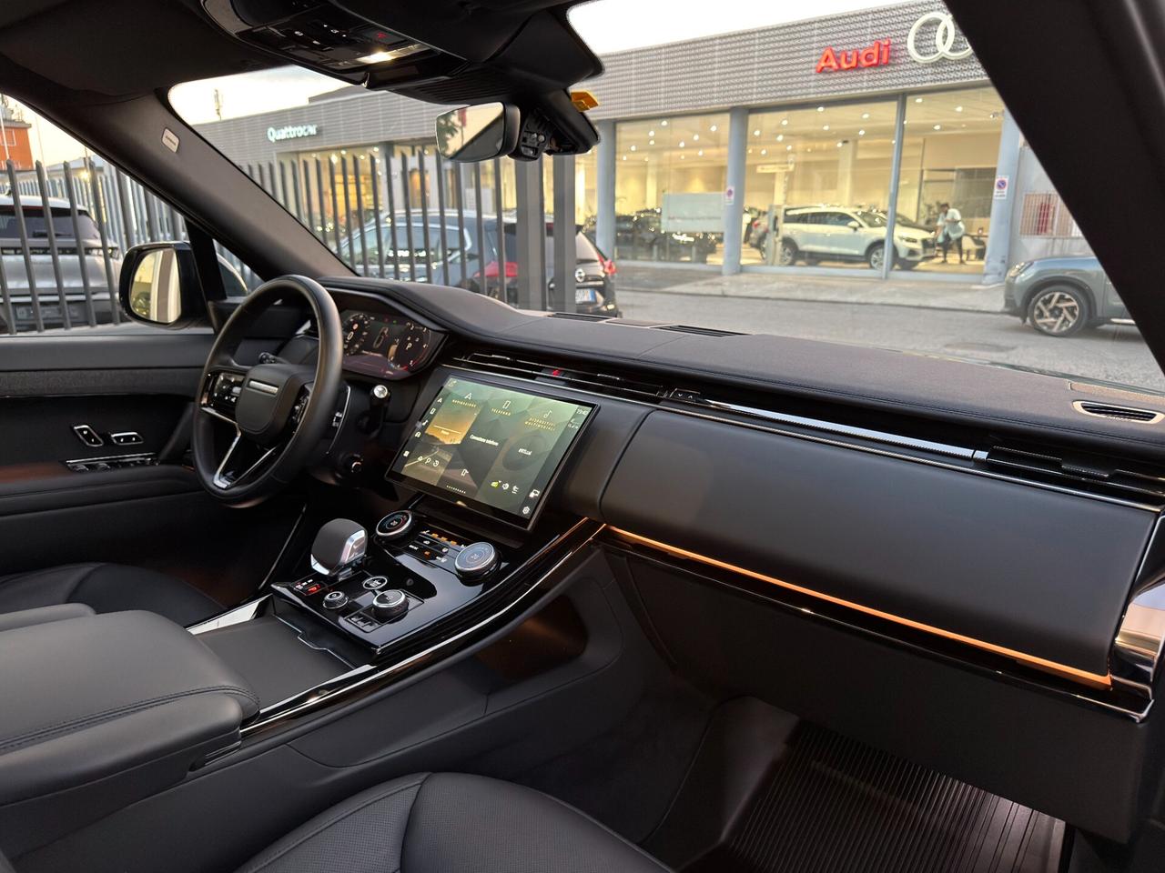 Land Rover Range Rover Sport Range Rover Sport 3.0di6mhev Dynamic SE 249cv auto