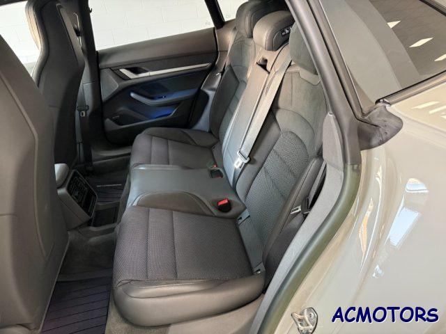 PORSCHE Taycan 4 Cross Turismo